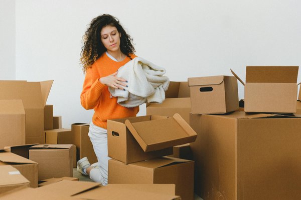 Agrandir votre espace de vie : Stratégies innovantes et conseils pratiques pour ajouter une chambre supplémentaire.